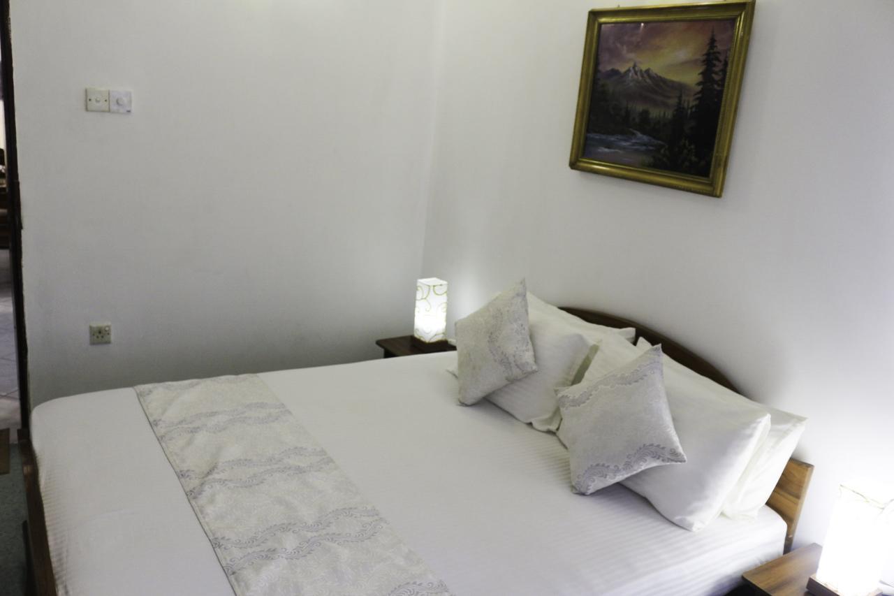 Yoho Travellers Residence Kandy Kültér fotó