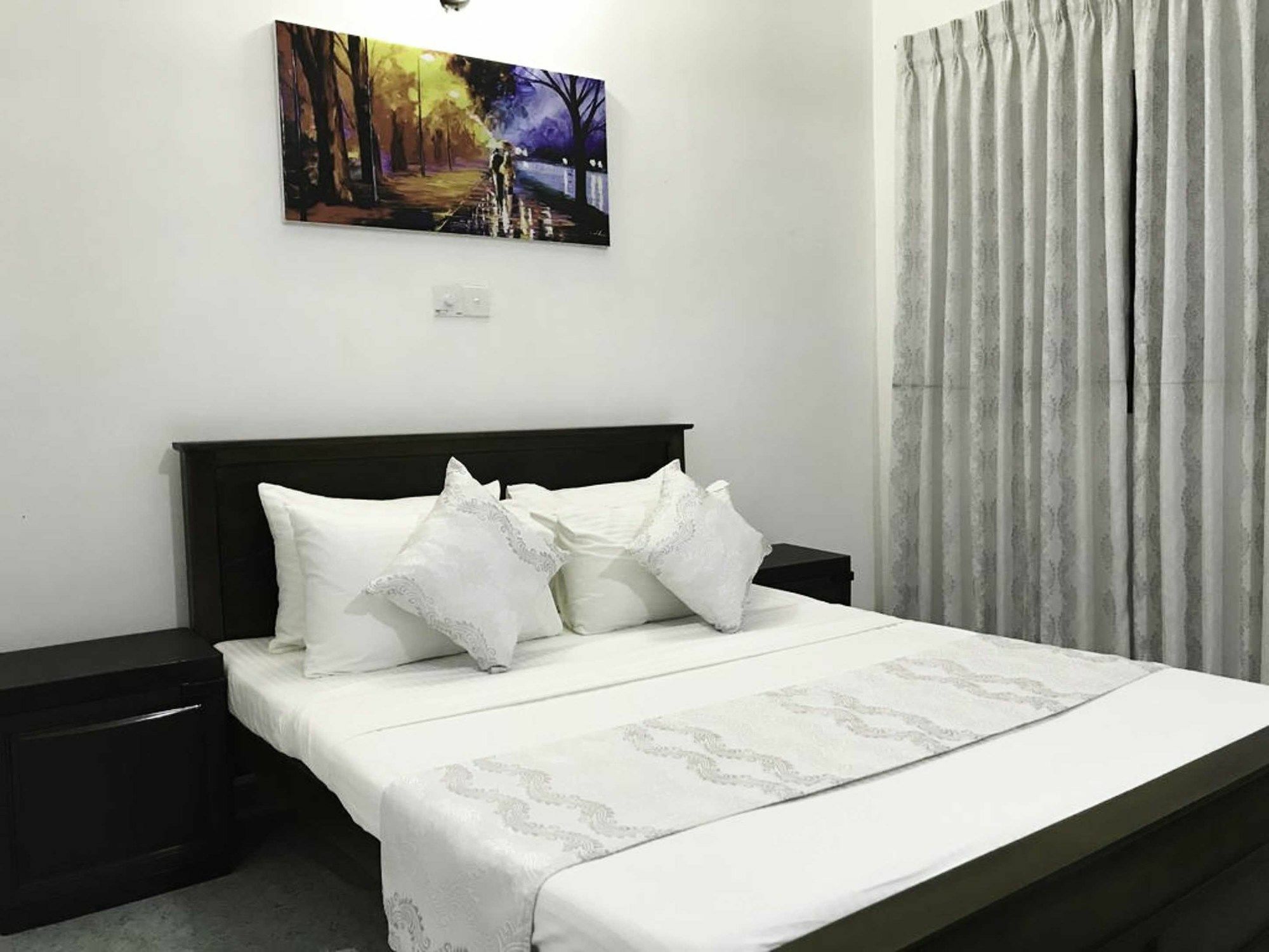 Yoho Travellers Residence Kandy Kültér fotó